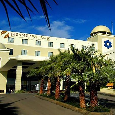 Hermes Palace Hotel Banda Aceh Exterior photo