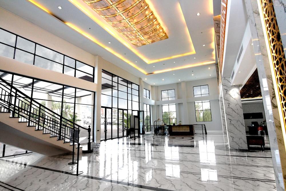 Hermes Palace Hotel Banda Aceh Exterior photo