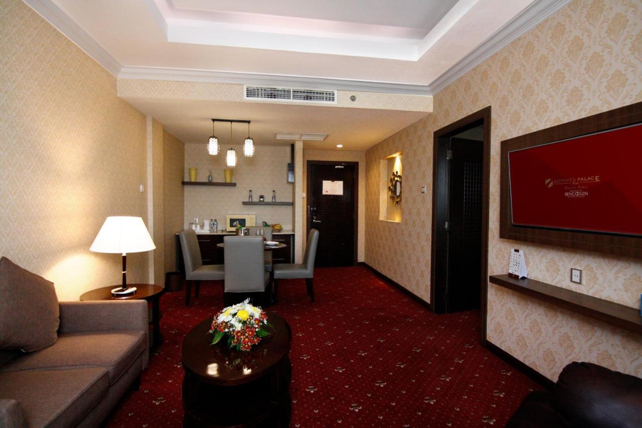 Hermes Palace Hotel Banda Aceh Exterior photo